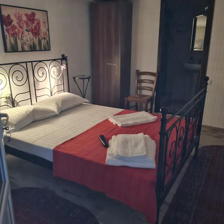 Vila Margareta Curtea De Arges Bilik gambar