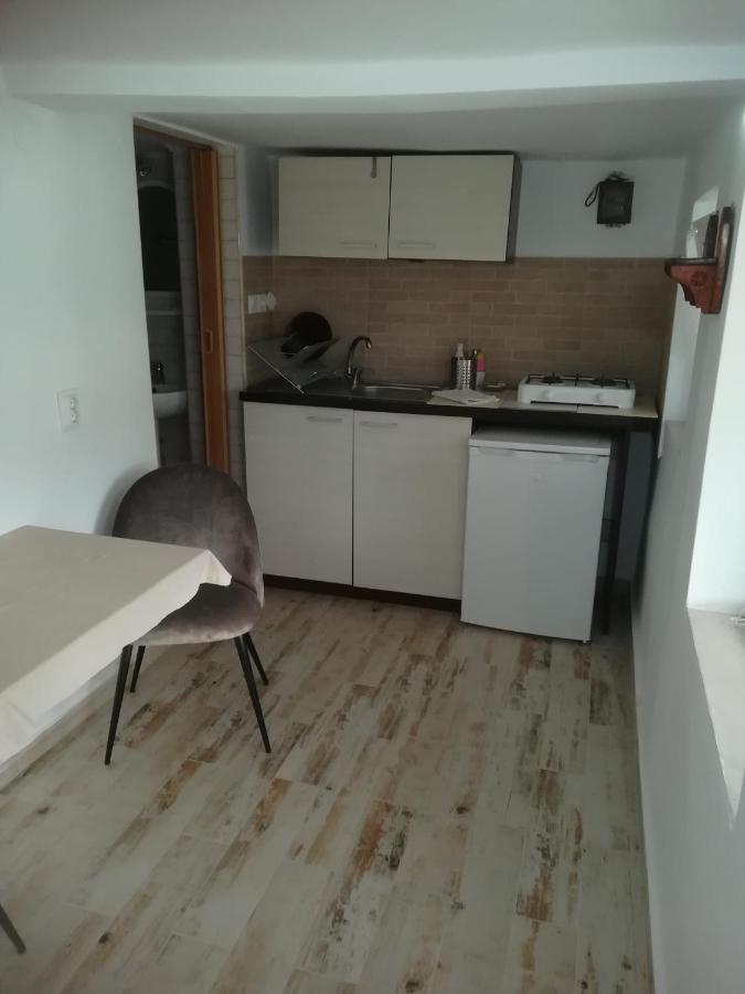 Vila Margareta Curtea De Arges Luaran gambar
