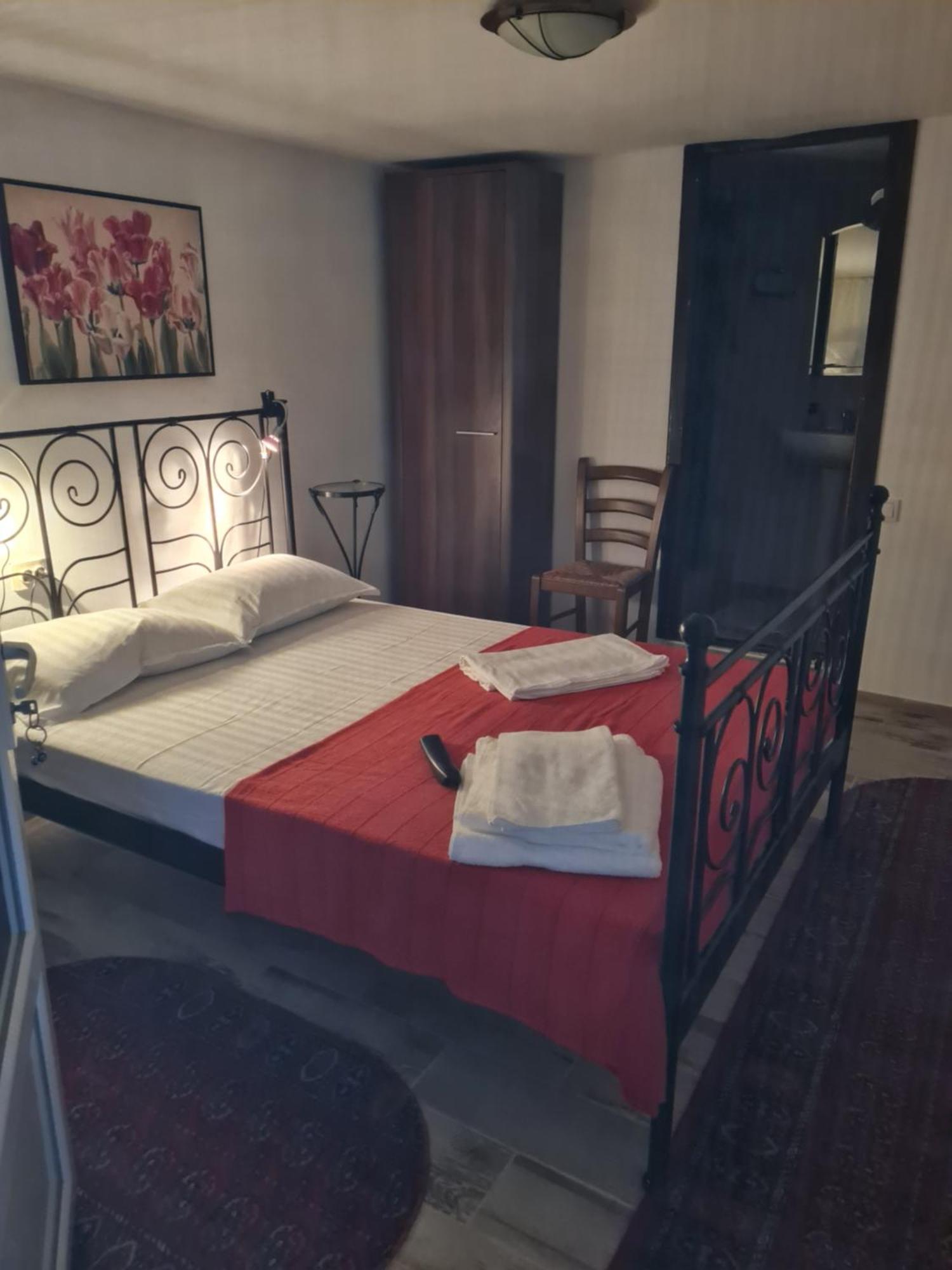Vila Margareta Curtea De Arges Bilik gambar