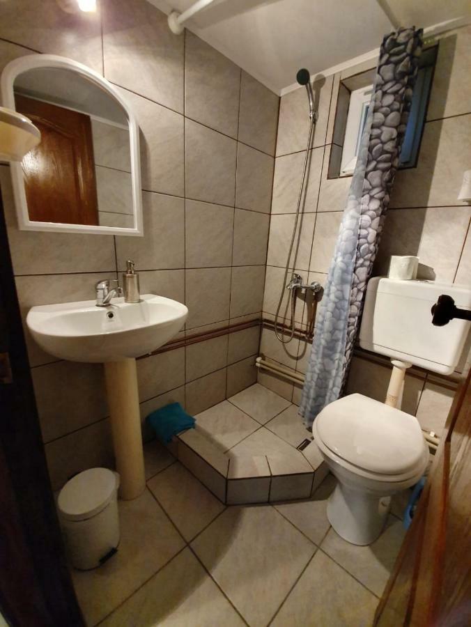 Vila Margareta Curtea De Arges Luaran gambar